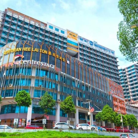 Centrestage Petaling Jaya By Perfect Host 호텔 외부 사진 The hotel in 2015